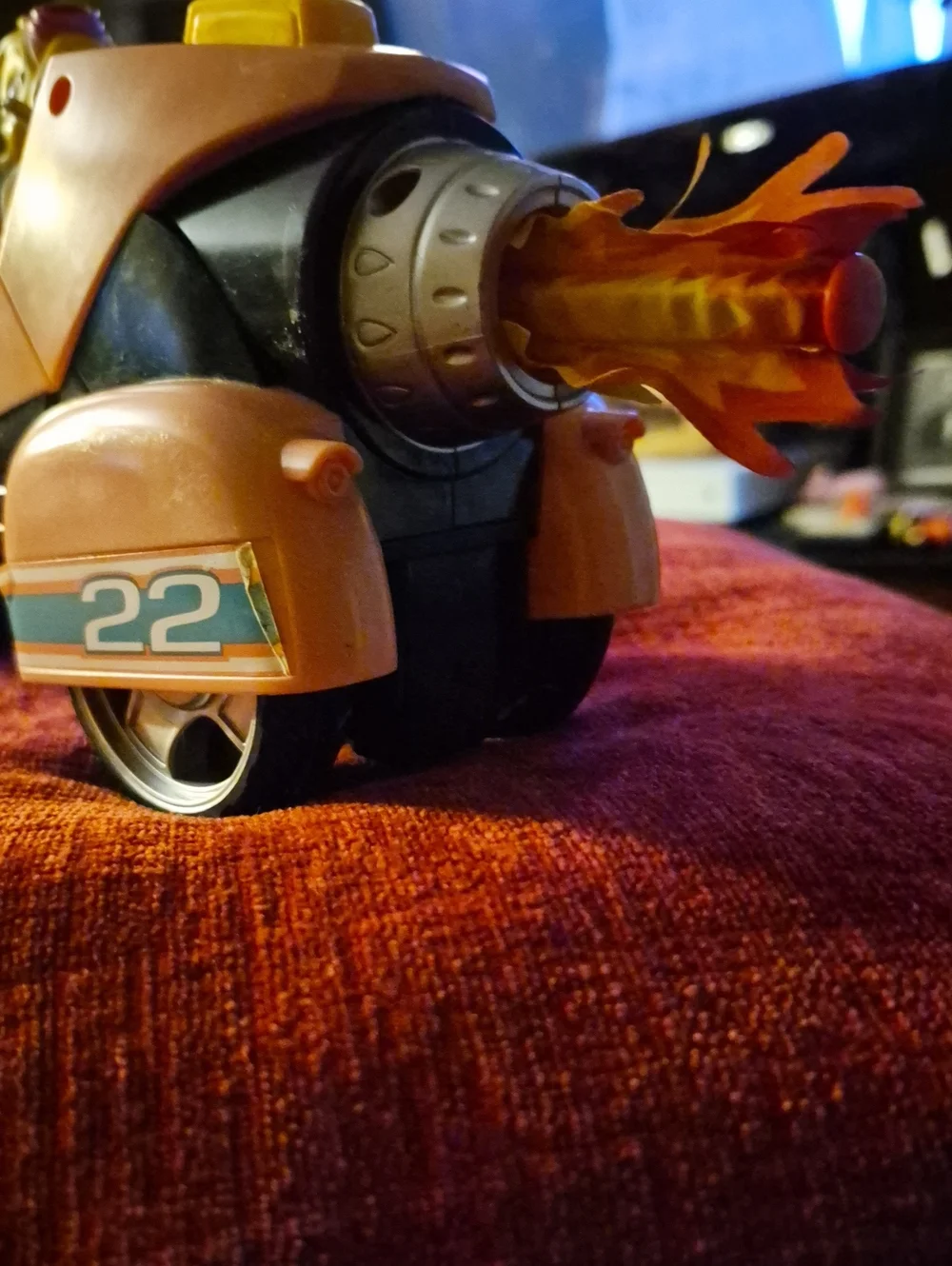 PAW Patrol Liberty Deluxe Vehicle With Figurr